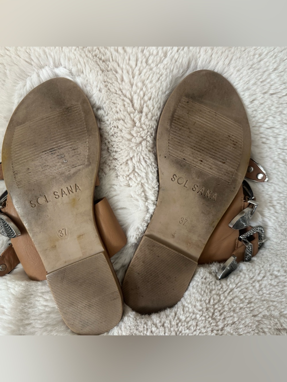 Sol Sana Leather Buckle Sandals. Size: 37 (6.5-7) - Picture 7 of 8